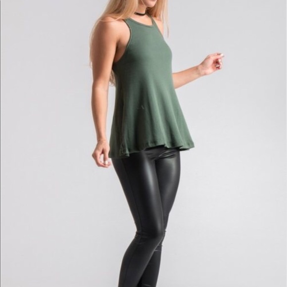 Boutique Tops - ribbed tank - hunter green